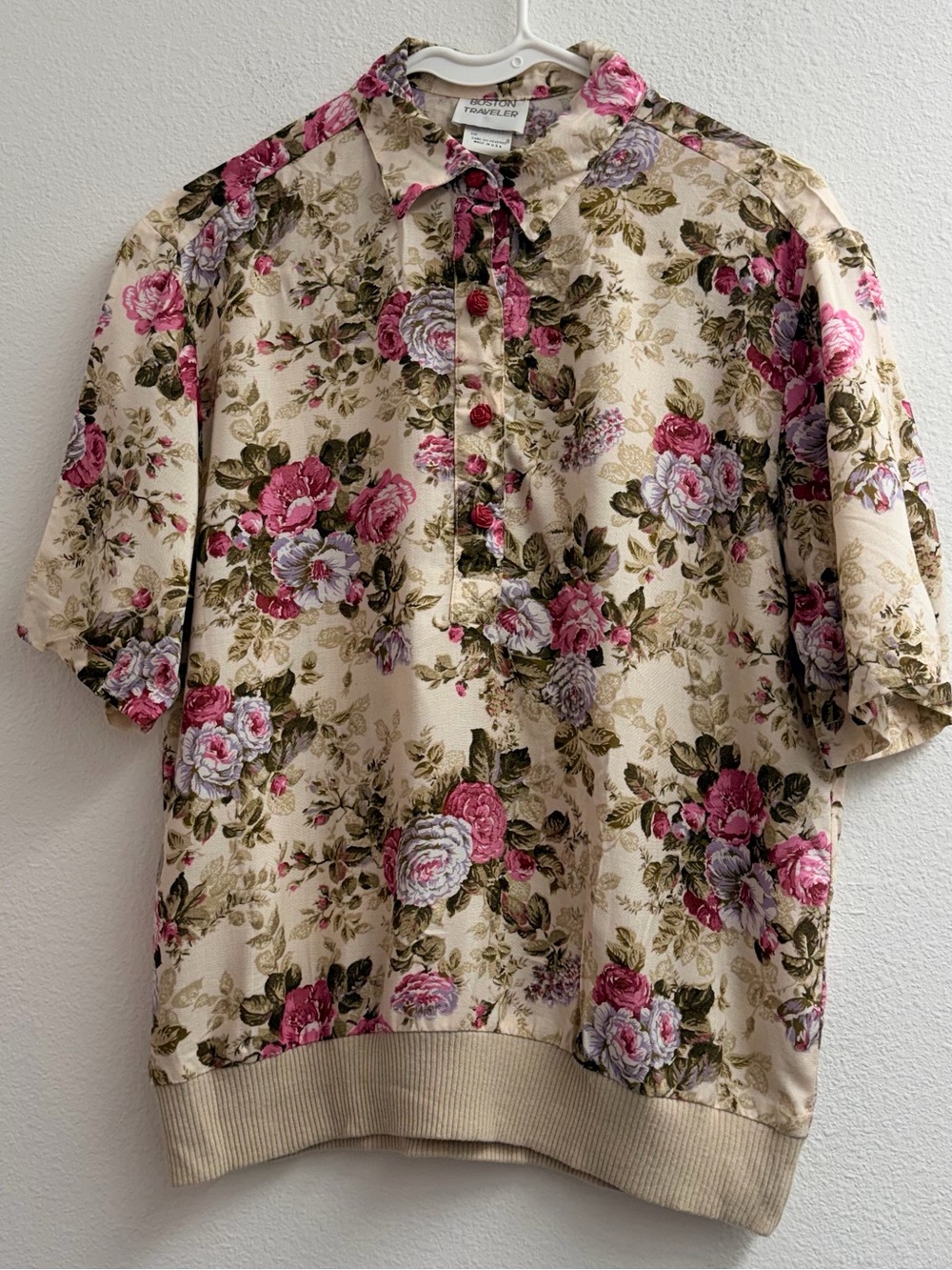 Vintage Boston Traveler Floral Short-Sleeve button Blouse - size 8 (med/large)